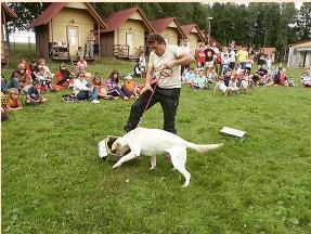 Gery nasel sacek s drogou.